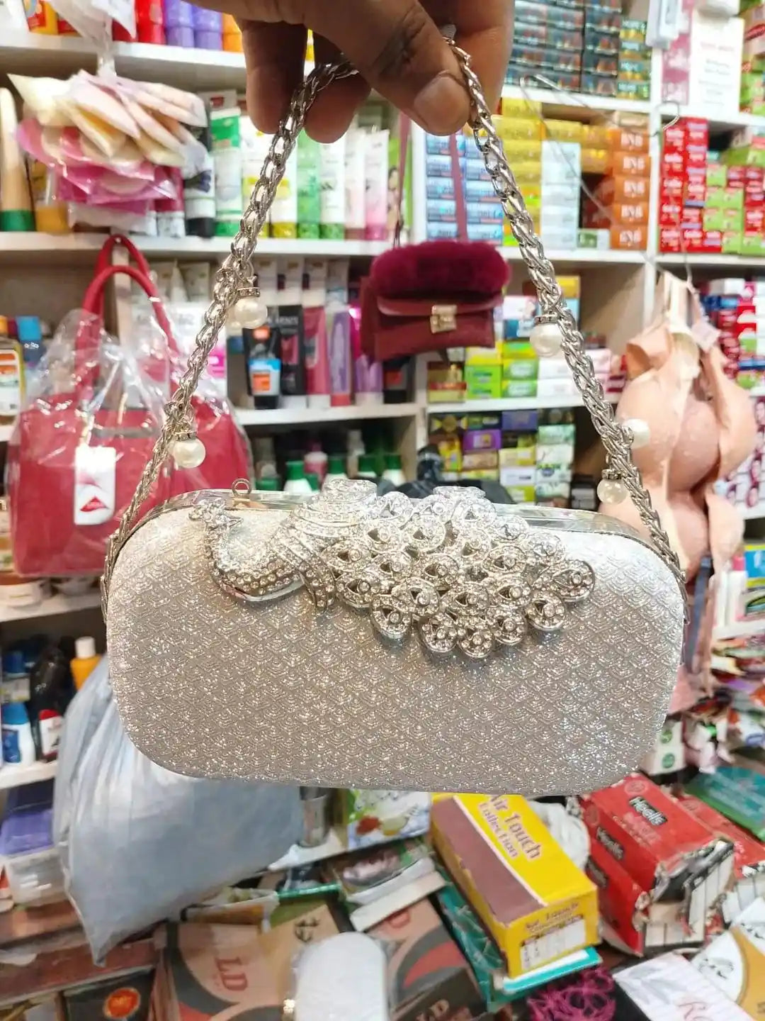 Women's Sparkly Pearl Handbag with Chain Strap